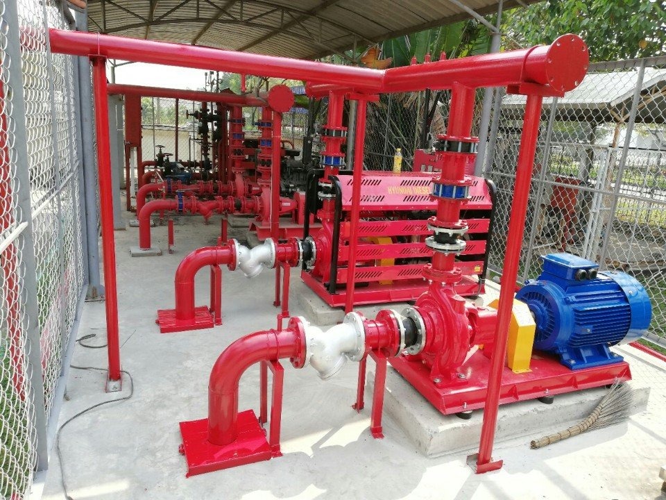 máy bơm cứu hỏa